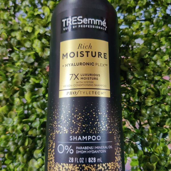 Tresemme Rich Moisture Shampoo 828 ml ( UK )
